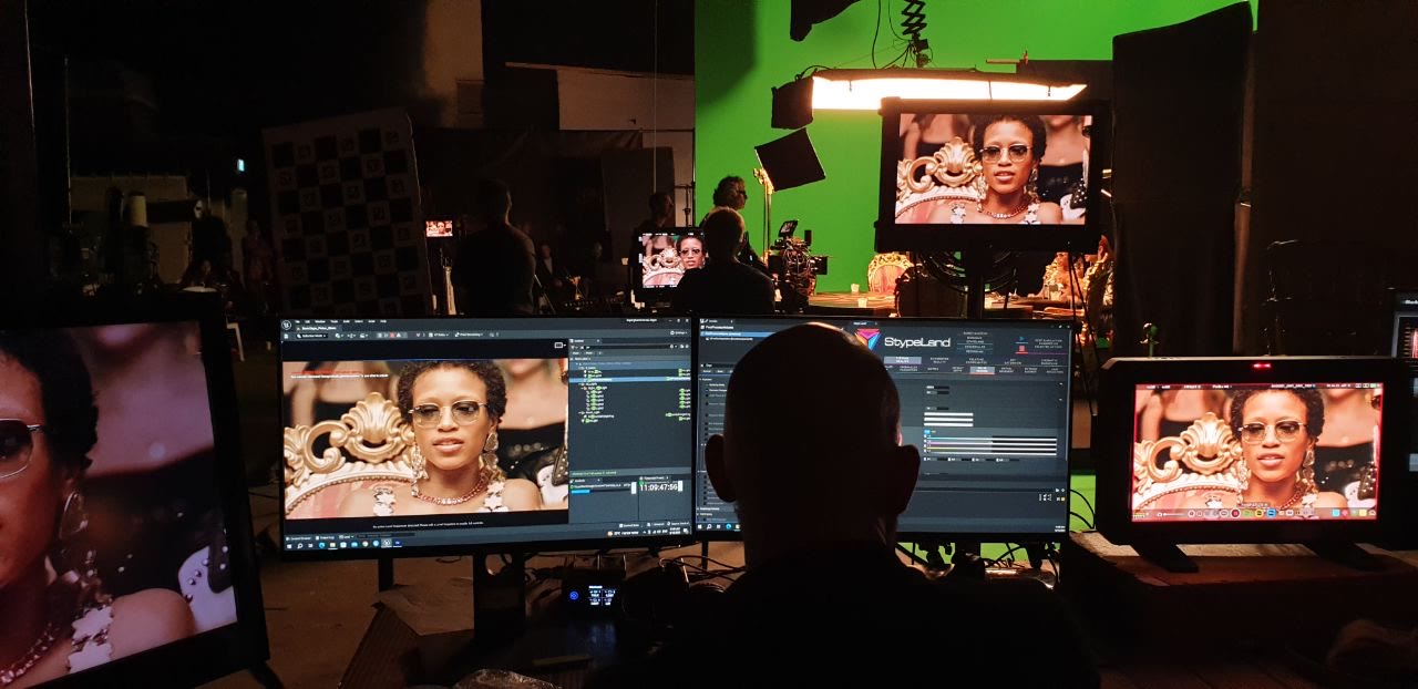 Virtual production tracking workstation